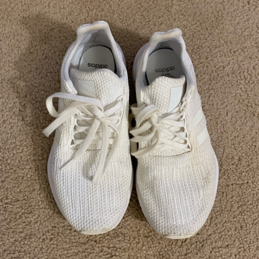Adidas originals swift run